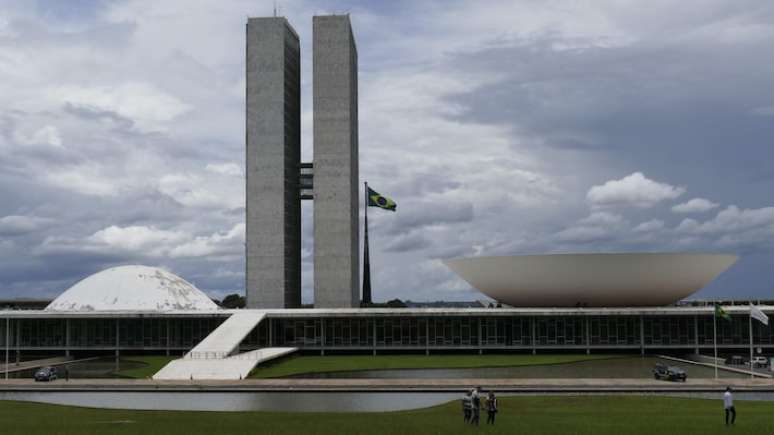 Deputados que compõem o segundo grupo de trabalho de regulamentação da reforma tributária apresentarão parecer nesta segunda-feira.