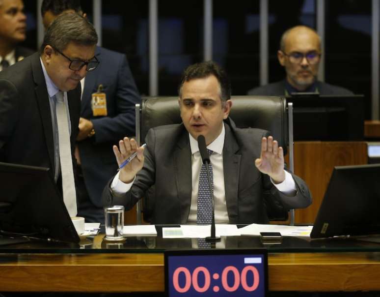 O presidente do Senado, Rodrigo Pacheco, disse que não há previsão de levar projeto sobre autonomia do Banco Central ao plenário. -