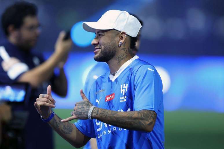 Neymar é uma das estrelas do futebol que foi para a Arábia Saudita