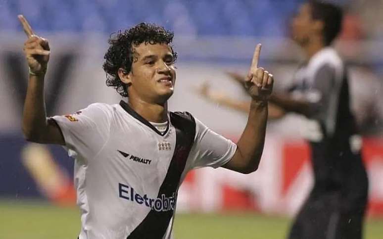 Coutinho deve ser anunciado pelo Vasco nesta terça-feira  Divulgaão/Vasco