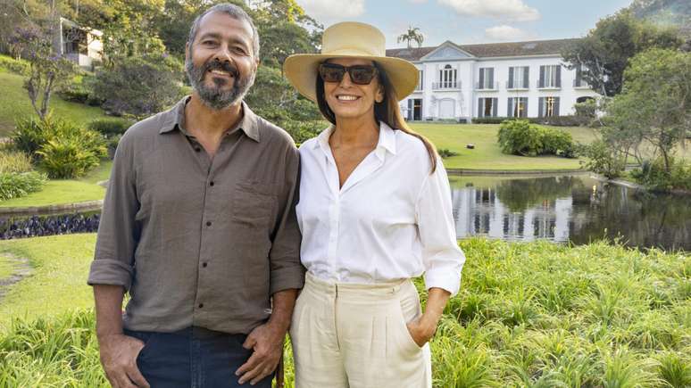 José Inocêncio (Marcos Palmeira) e Aurora (Malu Mader) em Renascer (Globo / Fábio Rocha)