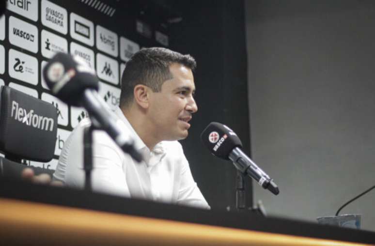 Pedro Martins não permaneceu no Vasco após a troca de comando do futebol –