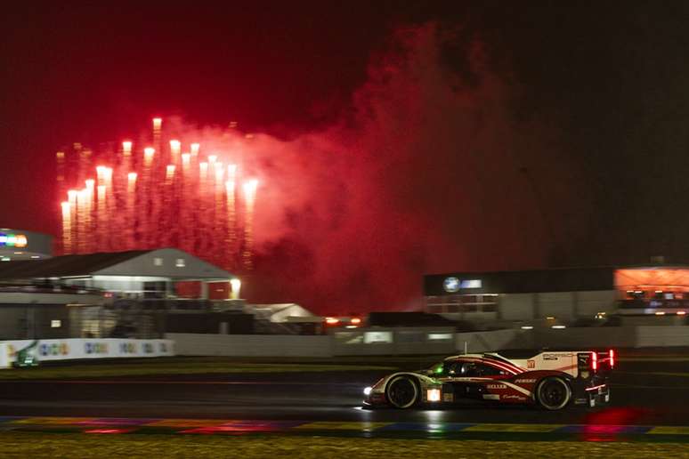 A Porsche #6 em Le Mans este ano. Chegou a vez de São Paulo