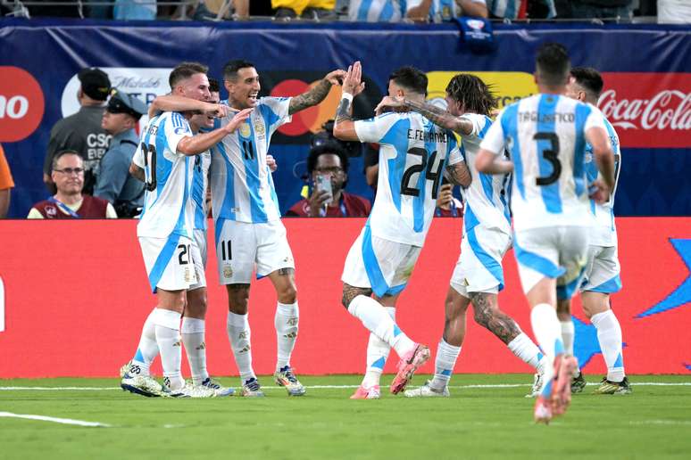 Argentina abriu o placar no primeiro tempo