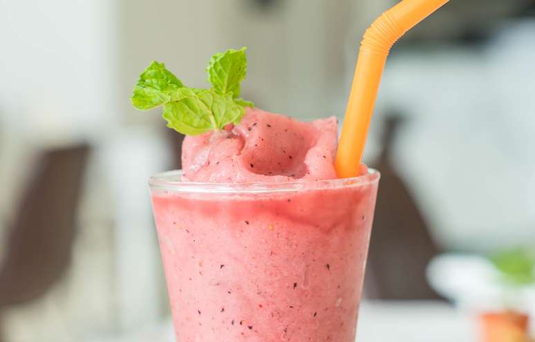 Confira como preparar um smoothie nutritivo para o lanche da tarde