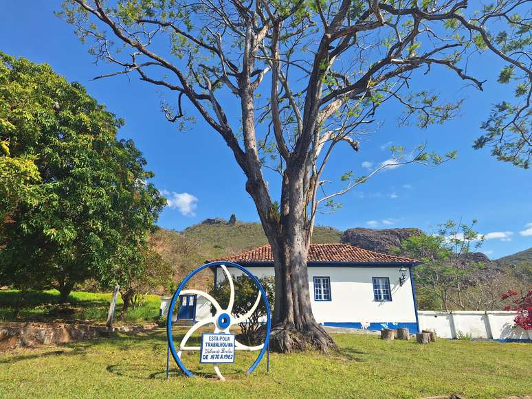 Hoje, a Estamparia S/A é dona do vilarejo