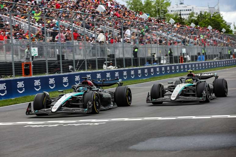 Russell e Hamilton no Canadá. Mais uma vez, a Mercedes salva um carro ruim