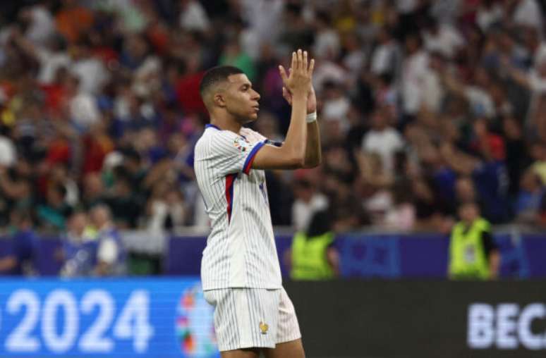 Mbappé será o camisa 9 do Real Madrid –