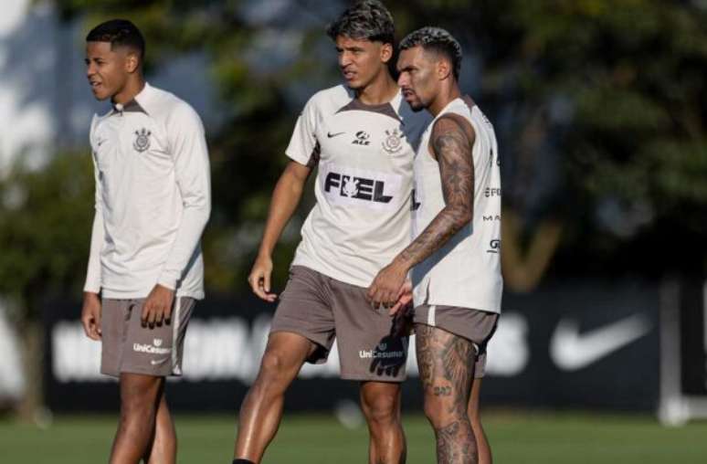 Corinthians precisa de cerca de dez vitórias no Brasileirão para não ser rebaixado –