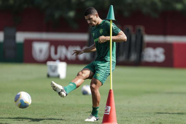 André é um dos que retornam para reforçar o Fluminense no importante duelo contra o Criciuma FOTO: LUCAS MERÇON / FLUMINENSE F.C.