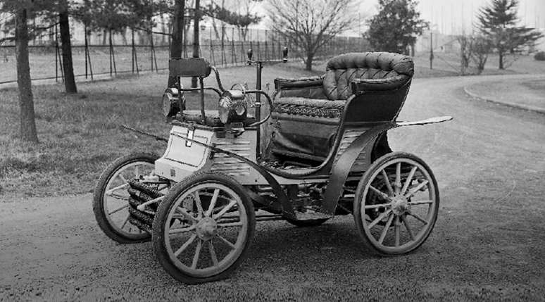 Fiat 4 HP: primeiro modelo produzido na fábrica italiana de Turim