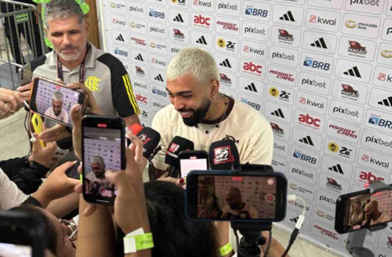 Gabigol, após a derrota do Flamengo para o Fortaleza, avisa que fica até dezembro e depois...