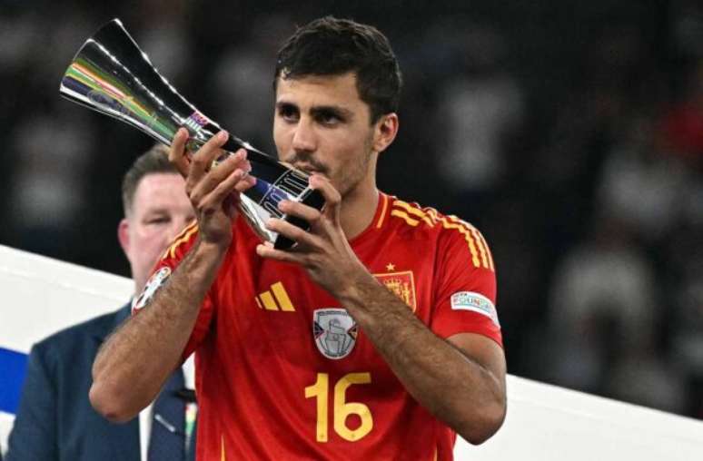 Meio-campista Rodri foi eleito o melhor jogador da Eurocopa –