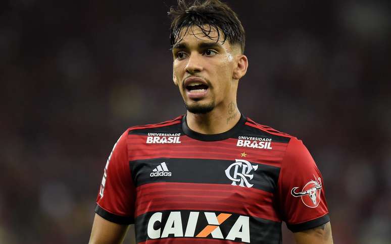 Paquetá em ação com a camisa do Flamengo em 2018