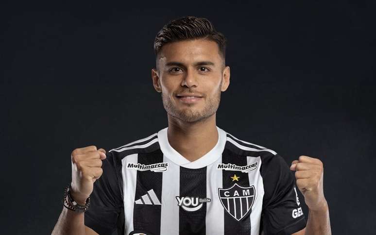 Fausto Vera em anúncio do Galo