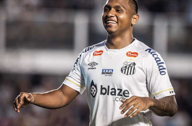 Morelos em ação pelo Santos –