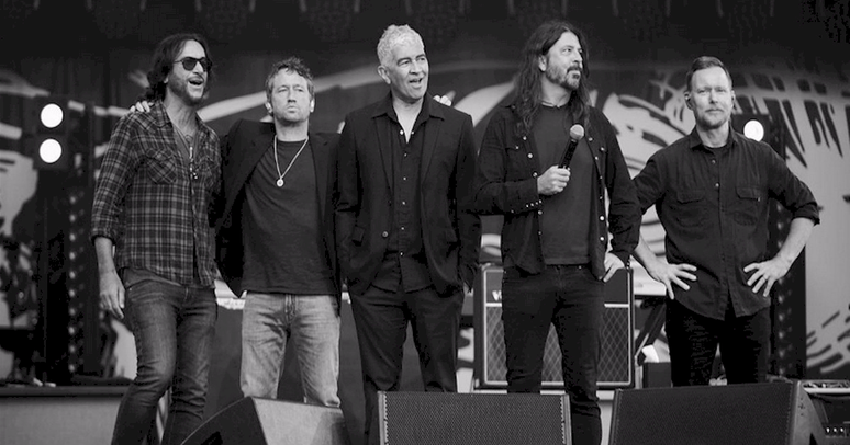 Foo Fighters interrompe show nos EUA por "clima perigoso"