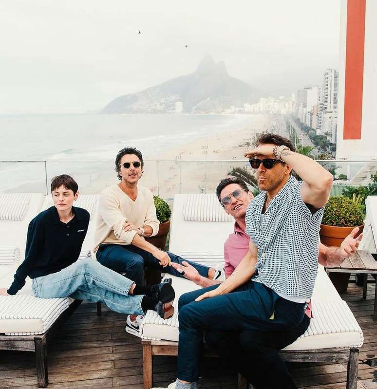 O elenco também visitou o Maracanã, na Zona Norte do Rio, onde conheceram alguns jogadores do Flamengo, Pedro e David Luiz. 