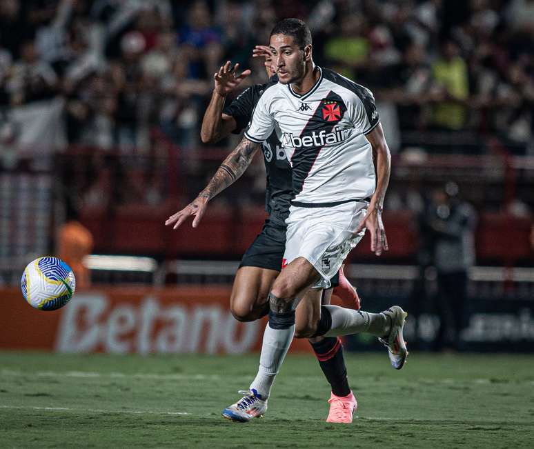 Vasco venceu o Atlético-GO no Campeonato Brasileiro