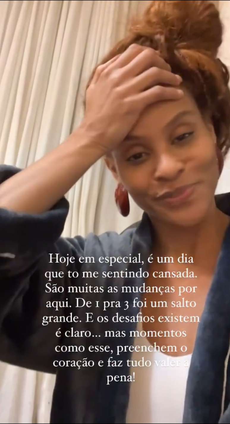 Aline Wirley desabafa sobre desafios na mudança da rotina com os filhos.