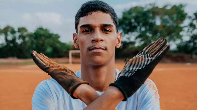 Cuteness! Luva de Pedreiro’s son enchants the web with a new photoshoot