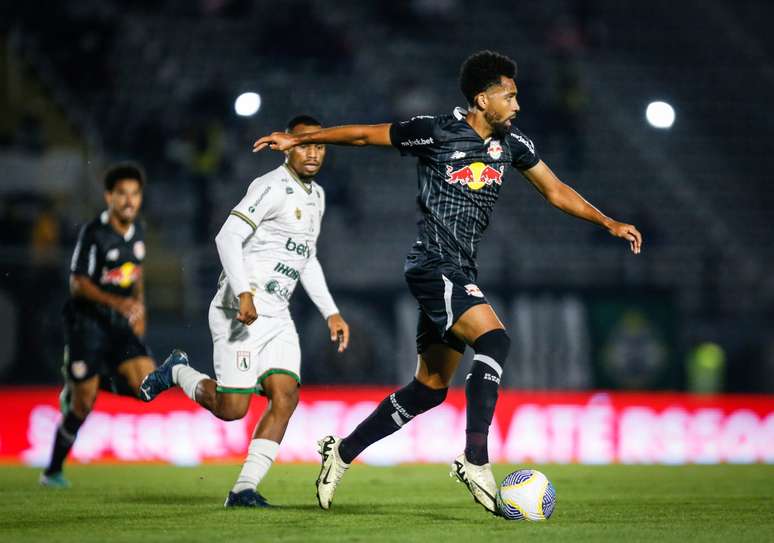 Matheus Fernandes, jogador do Red Bull Bragantino. 