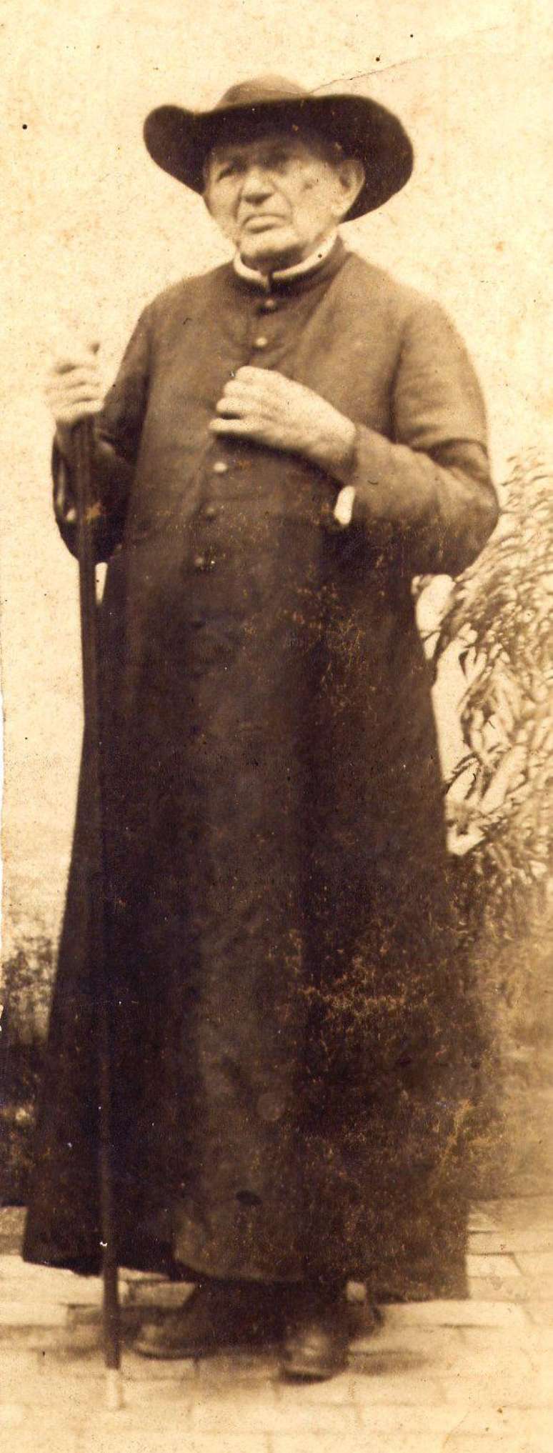 Padre Cícero, em foto do início do século 20, de autoria desconhecida