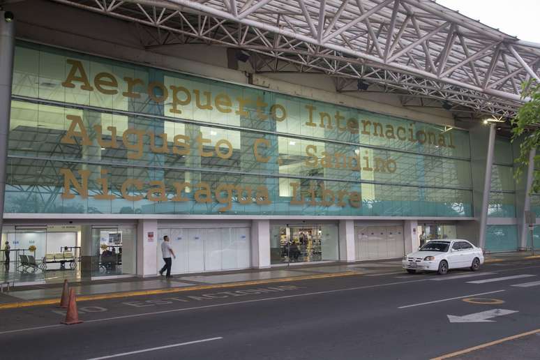 O aeroporto de Manágua é a porta de entrada do continente americano para migrantes de diversos países