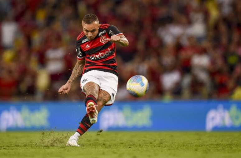 Everton Cebolinha está de volta ao Flamengo –