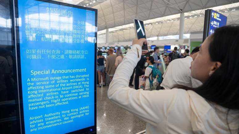 O aeroporto de Hong Kong sofreu algumas consequências devido à interrupção dos serviços