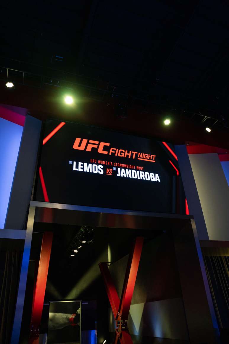 UFC Vegas 94 foi realizado neste sábado 