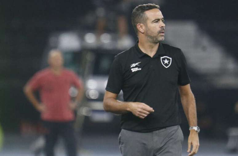 Artur Jorge atravessa grande fase pelo Botafogo –