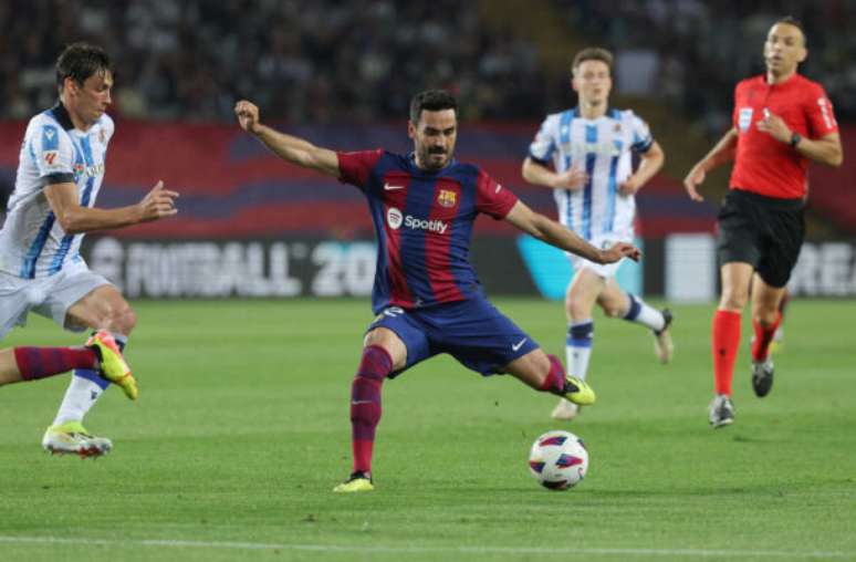 İlkay Gündogan em ação com a camisa do Barcelona –