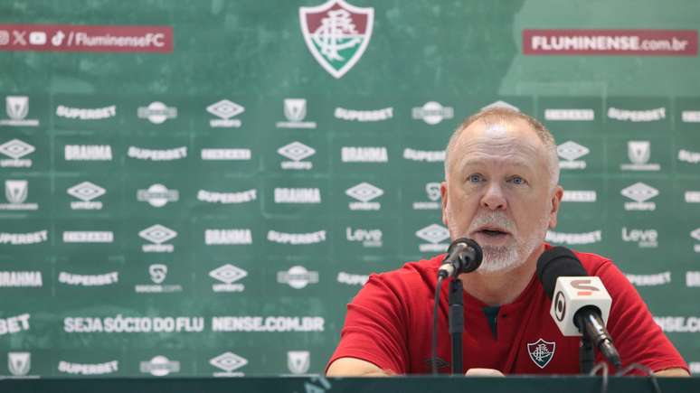 O técnico comentou sobre a melhora no desempenho do grupo. (FOTO DE MARCELO GONÇALVES / FLUMINENSE FC)