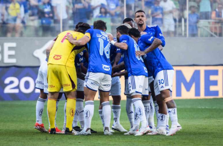 Fernando Seabra tem algumas opções para armar time do Cruzeiro –