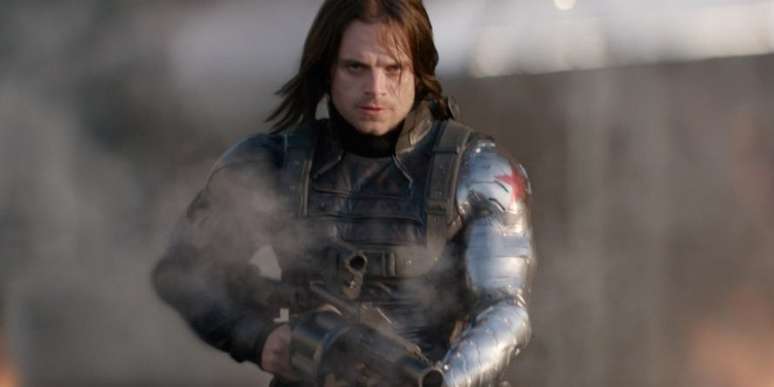 Sebastian Stan como Bucky Barnes (Soldado Invernal).