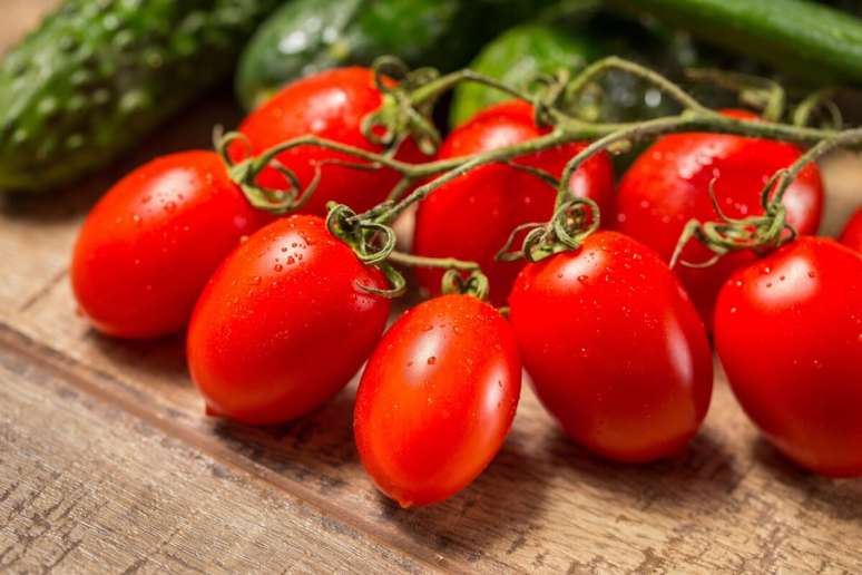 O tomate italiano é rico em antioxidantes e perfeito para o preparo de molhos 