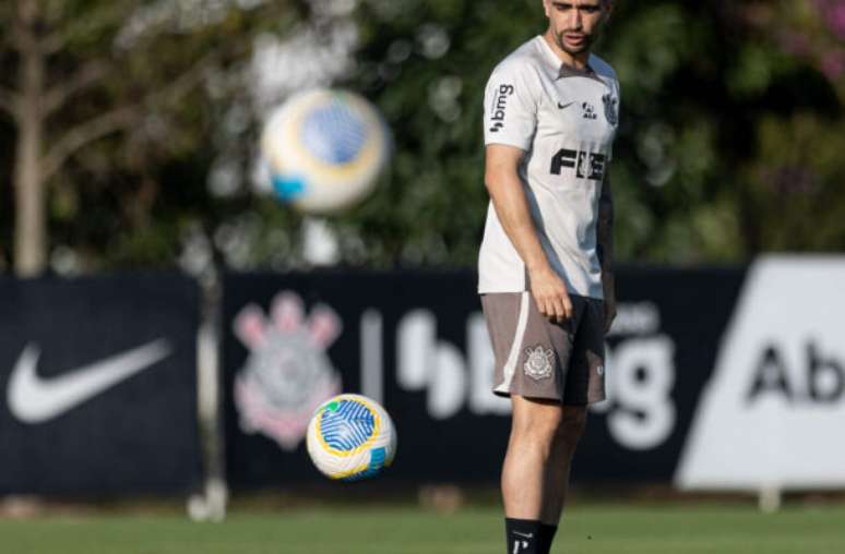 Igor Coronado em treino do Corinthians –