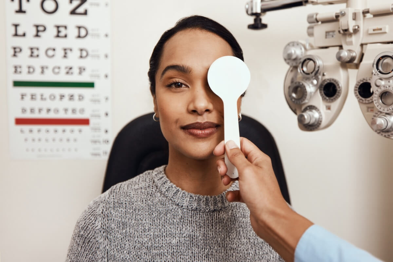 Cada faixa etária requer cuidados específicos para prevenir doenças oculares como glaucoma e catarata 