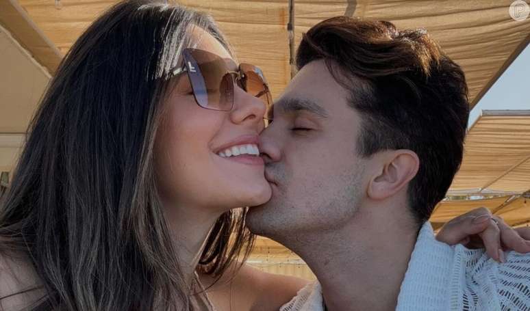 Jade Magalhães e Luan Santana esperam o primeiro filho do casal.