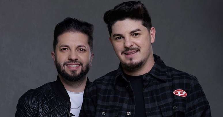 Júnior & Cézar anunciam gravação de DVD em São Paulo