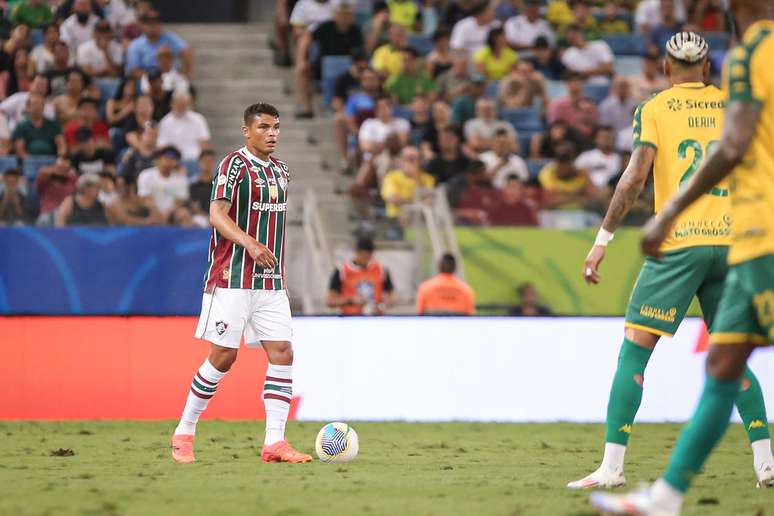 Thiago Silva está de volta após 15 anos longe do Fluminense. -