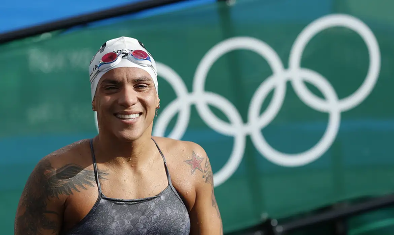 Nadadora Ana Marcela Cunha é uma das atletas que pode trazer a medalha de ouro para o Brasil em Paris 