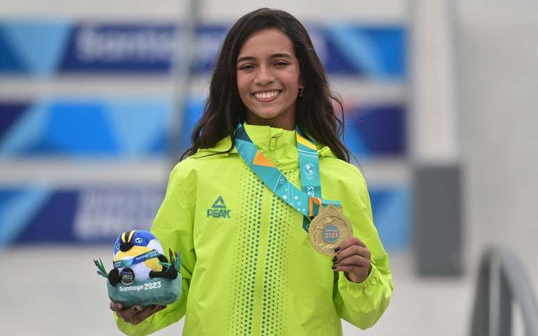 Campeã no Pan em Santiago, Rayssa Leal vai em busca do ouro nas Olimpíadas