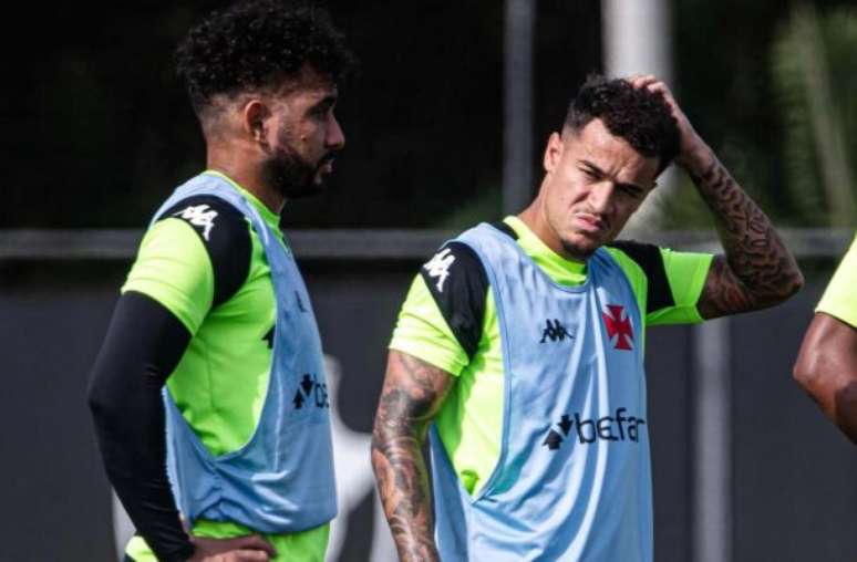 Coutinho e Payet em treino do Vasco da Gama –