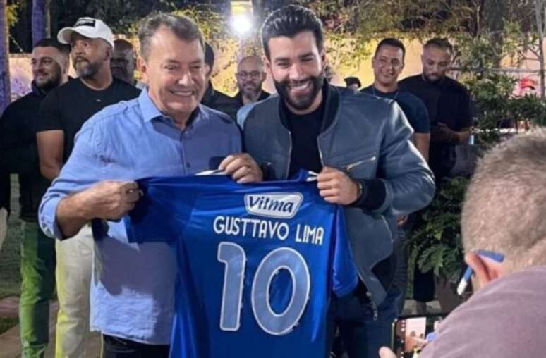 Gusttavo Lima tem negócios com o Cruzeiro –