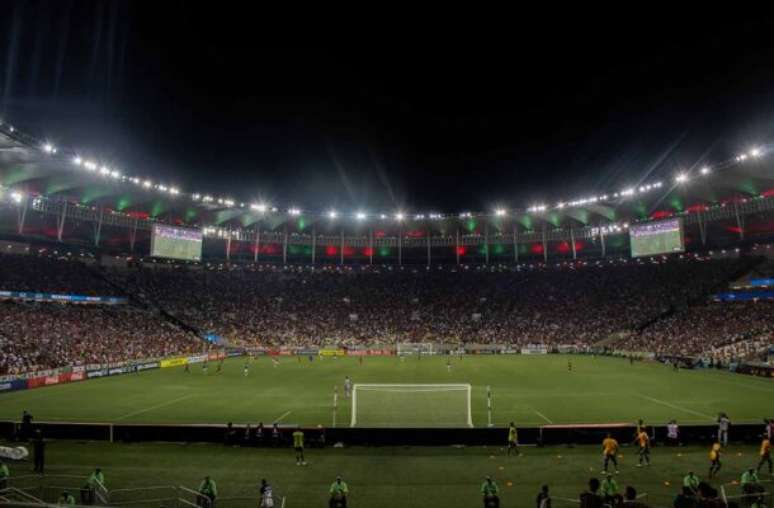 Maracanã foi palco de grande jogo, mas com confusão do lado de fora –