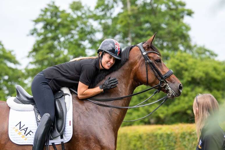 Charlotte Dujardin desistiu de competir a Olimpíada