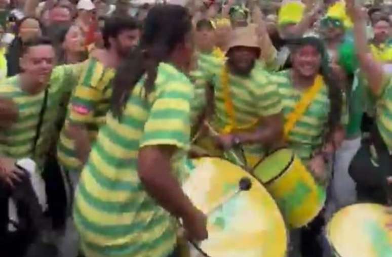 Música do Movimento Verde e Amarelo com efeito para virar hit em Paris –