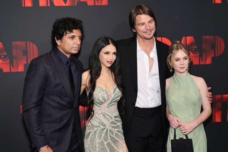 M. Night Shyamalan, Saleka, Josh Hartnett e Ariel Donoghue.